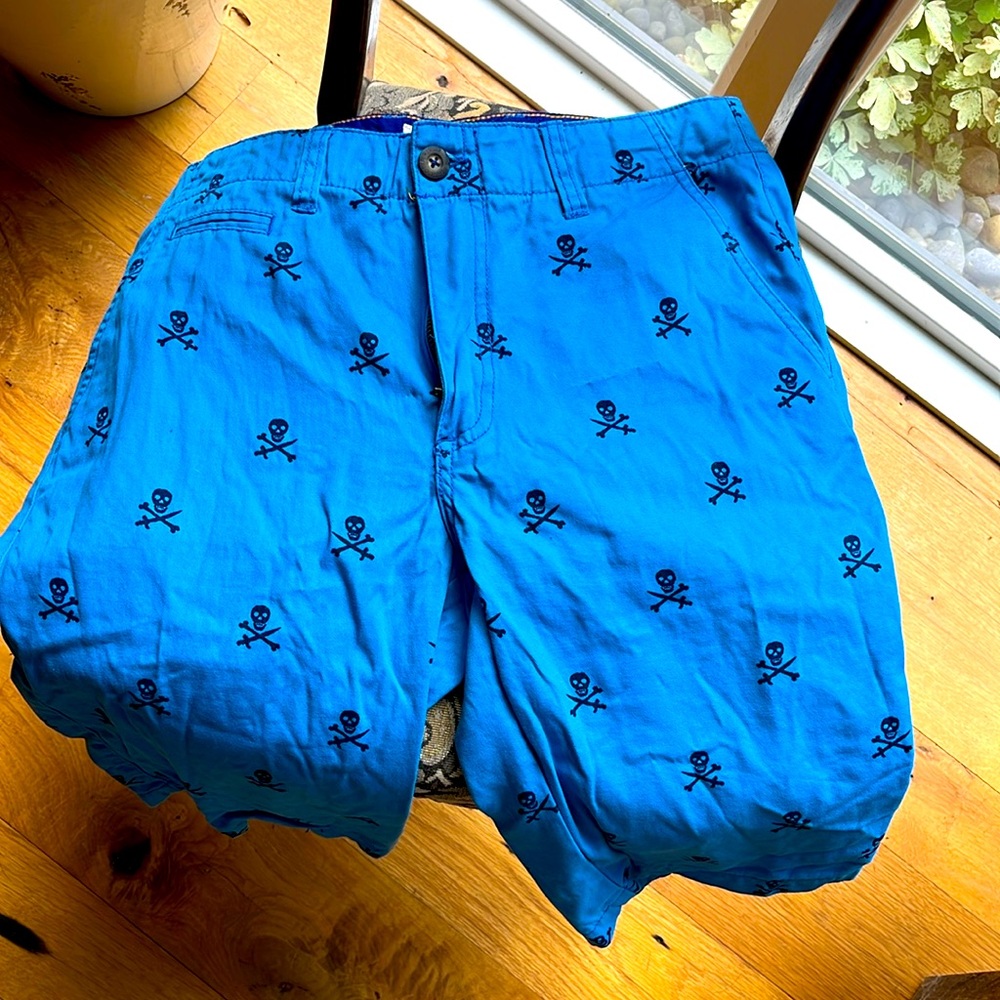 Pirate emblem embroidered Johnny B by Boden boys shorts
